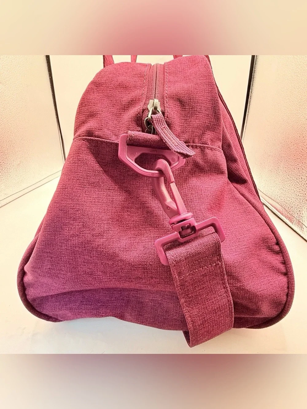 Nike Gym Club Training Duffel shoulder sport Bag heathered burgundy  Rush Pink